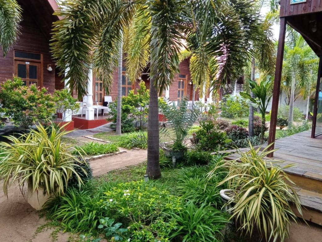Elegant Green Beach Resort Trincomalee Ngoại thất bức ảnh