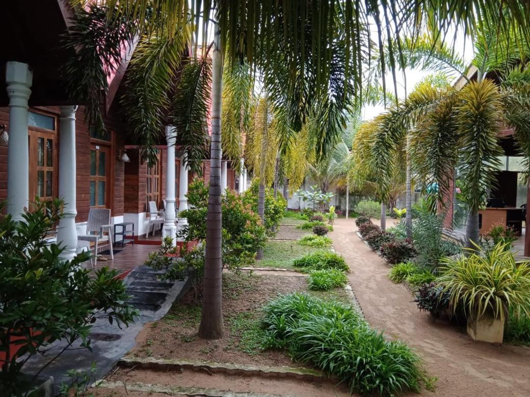 Elegant Green Beach Resort Trincomalee Ngoại thất bức ảnh