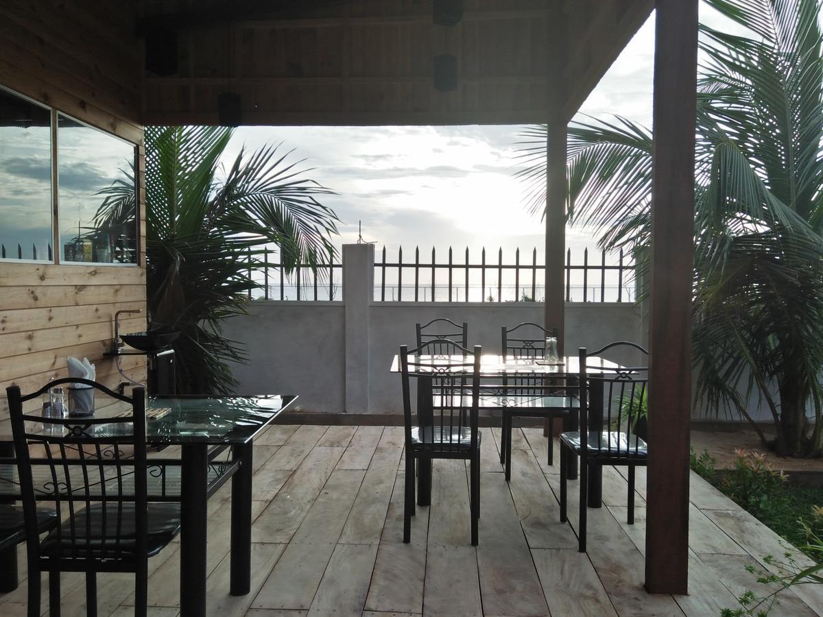 Elegant Green Beach Resort Trincomalee Ngoại thất bức ảnh